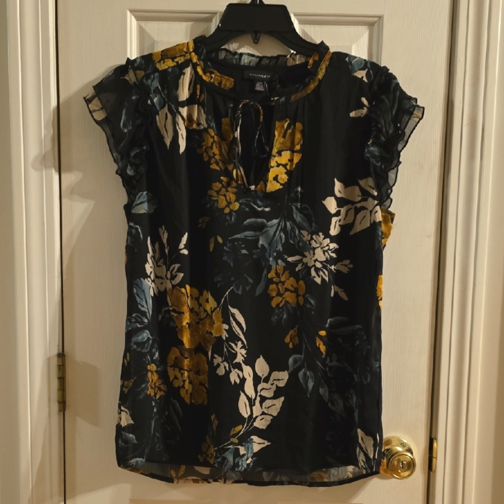 Tamara H. Floral Ruffle Sleeve Top